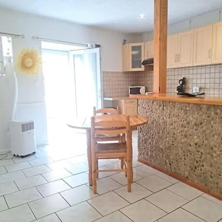 Proche De Perpignan Holiday home *